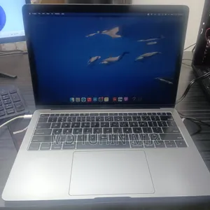 Laptop Apple MacBook 8GB Intel Core 5 SSD 256GB