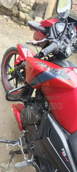 TVS Apache RTR 160 2V 2017 Red
