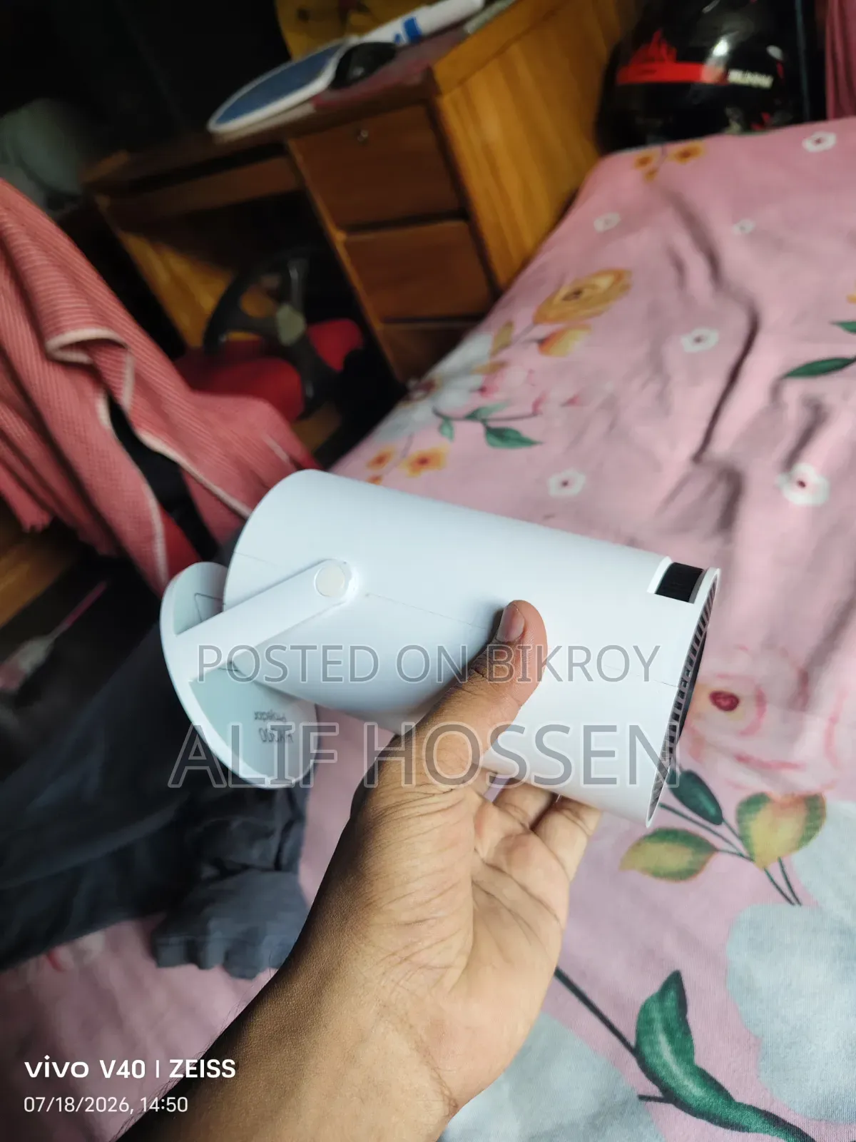 HY300 LCD Led Projector