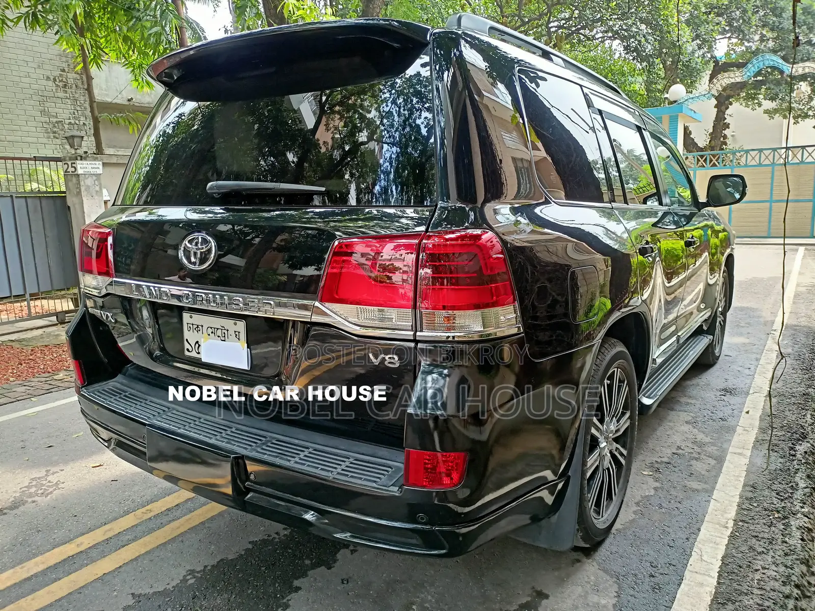 Toyota Land Cruiser 4.5 V8 VXR 2016 Black