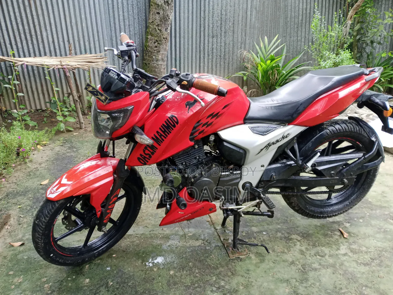 TVS Apache 160 4V 2020 Red