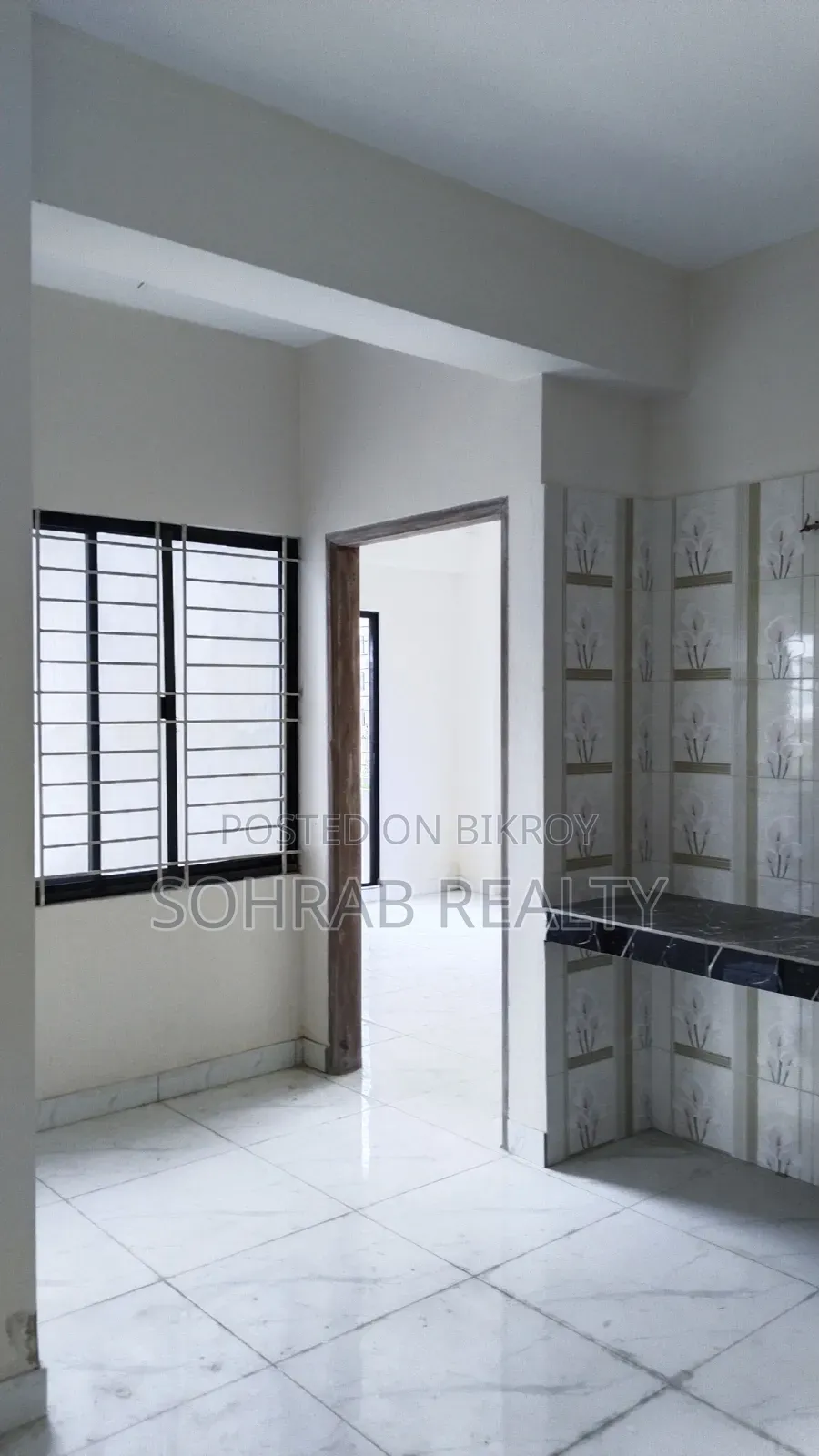 উত্তরায় সোহরাব রিয়েলটিতে ৩ বেডরুমের অ্যাপার্টমেন্ট বিক্রয়ের জন্য