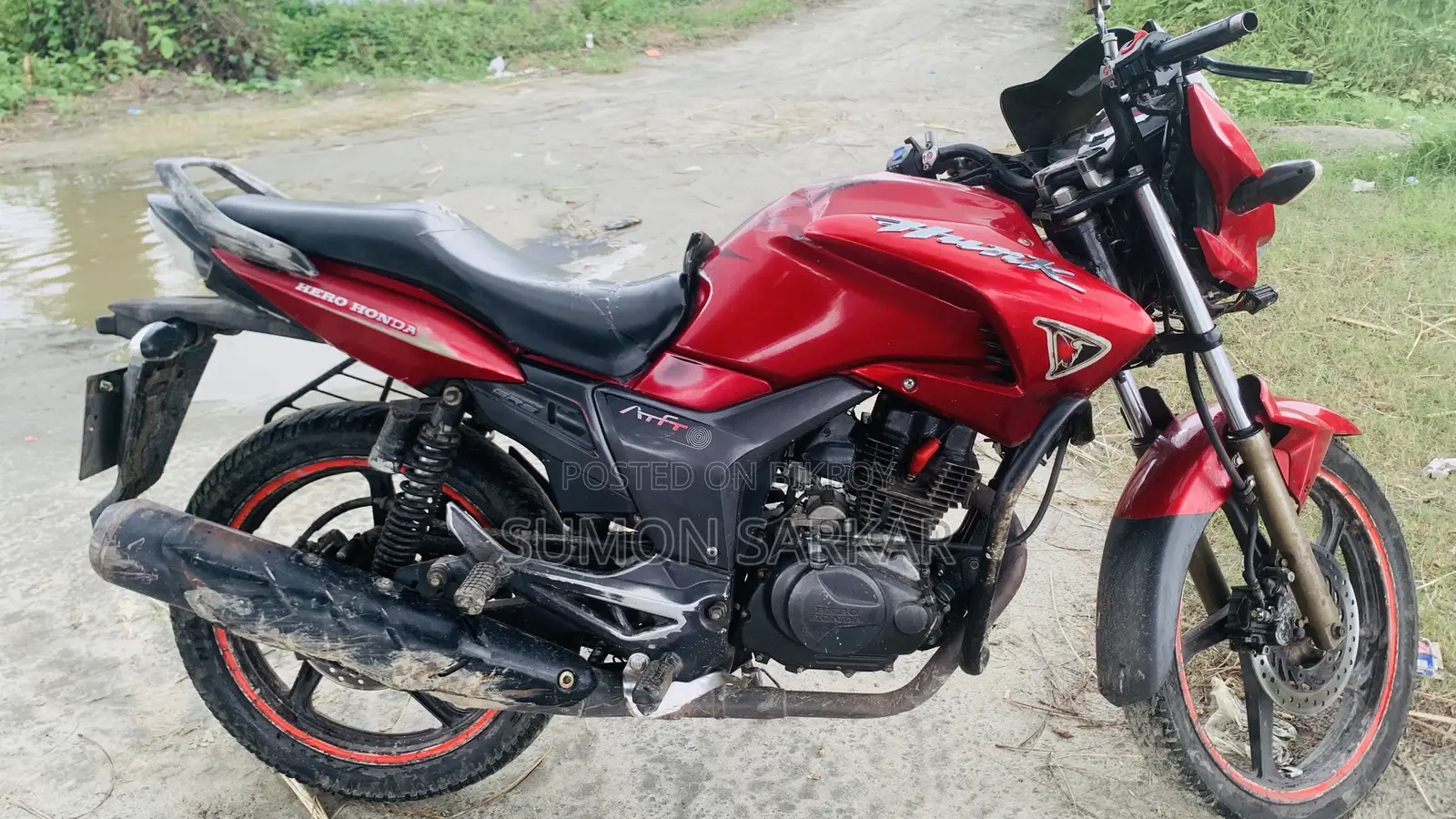 হিরো হাঙ্ক ২০১২ লাল