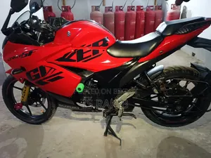 Suzuki Gixxer SF FI 2022 Red