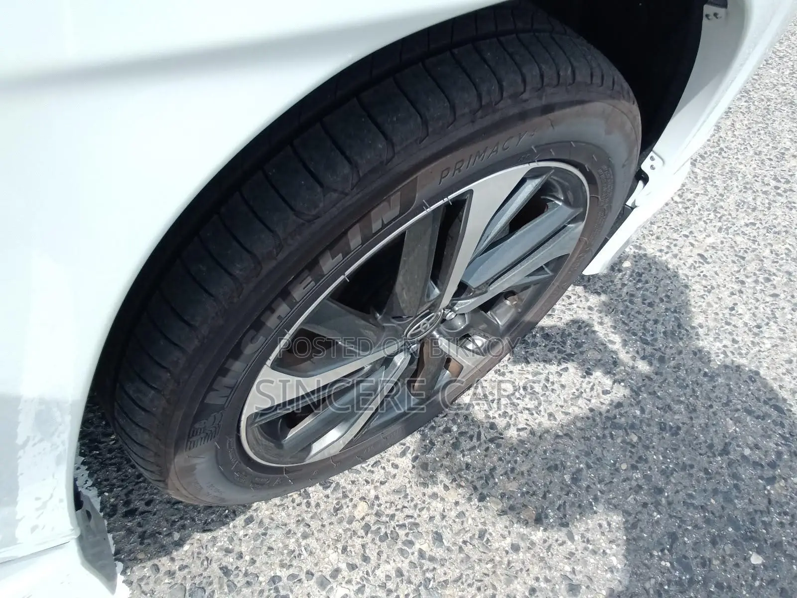 Toyota Corolla Cross 2023 Pearl