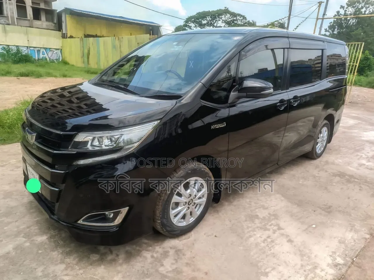 Toyota Noah ২০১৯ কালো