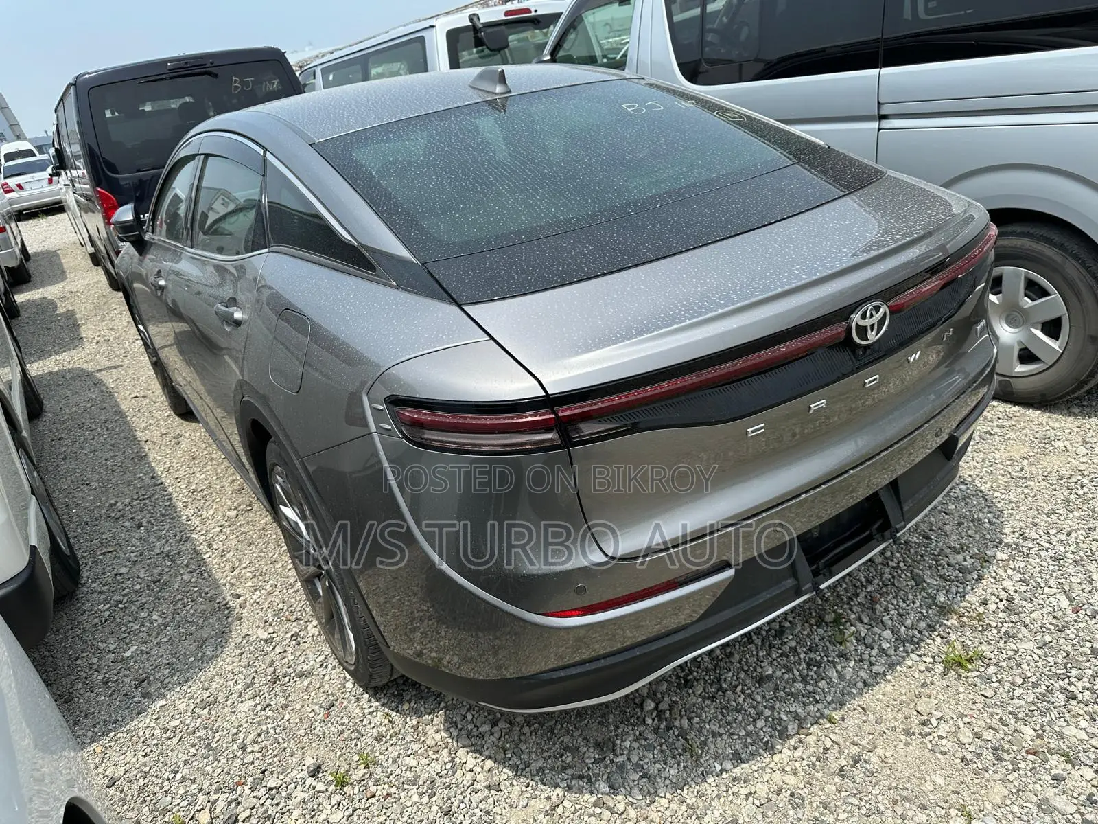 Toyota Crown 2022 Gray