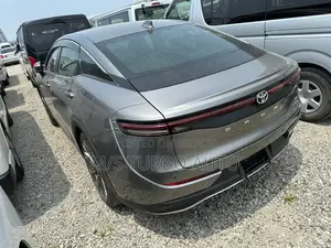 Toyota Crown 2022 Gray