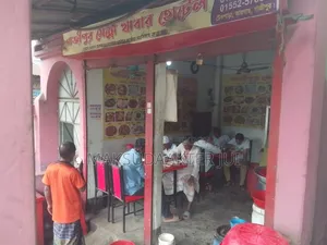 দোকান ভাড়া হবে