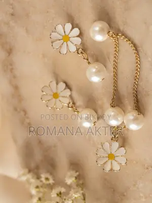 Daisey Pearl Earrings and Necklace