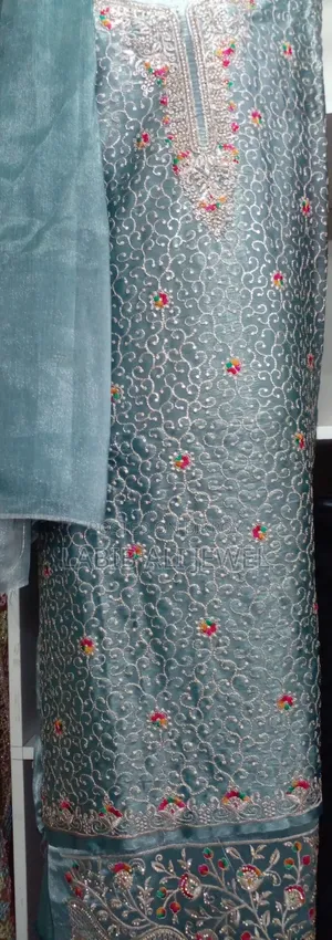 চেরি এবং গাওয়ান
