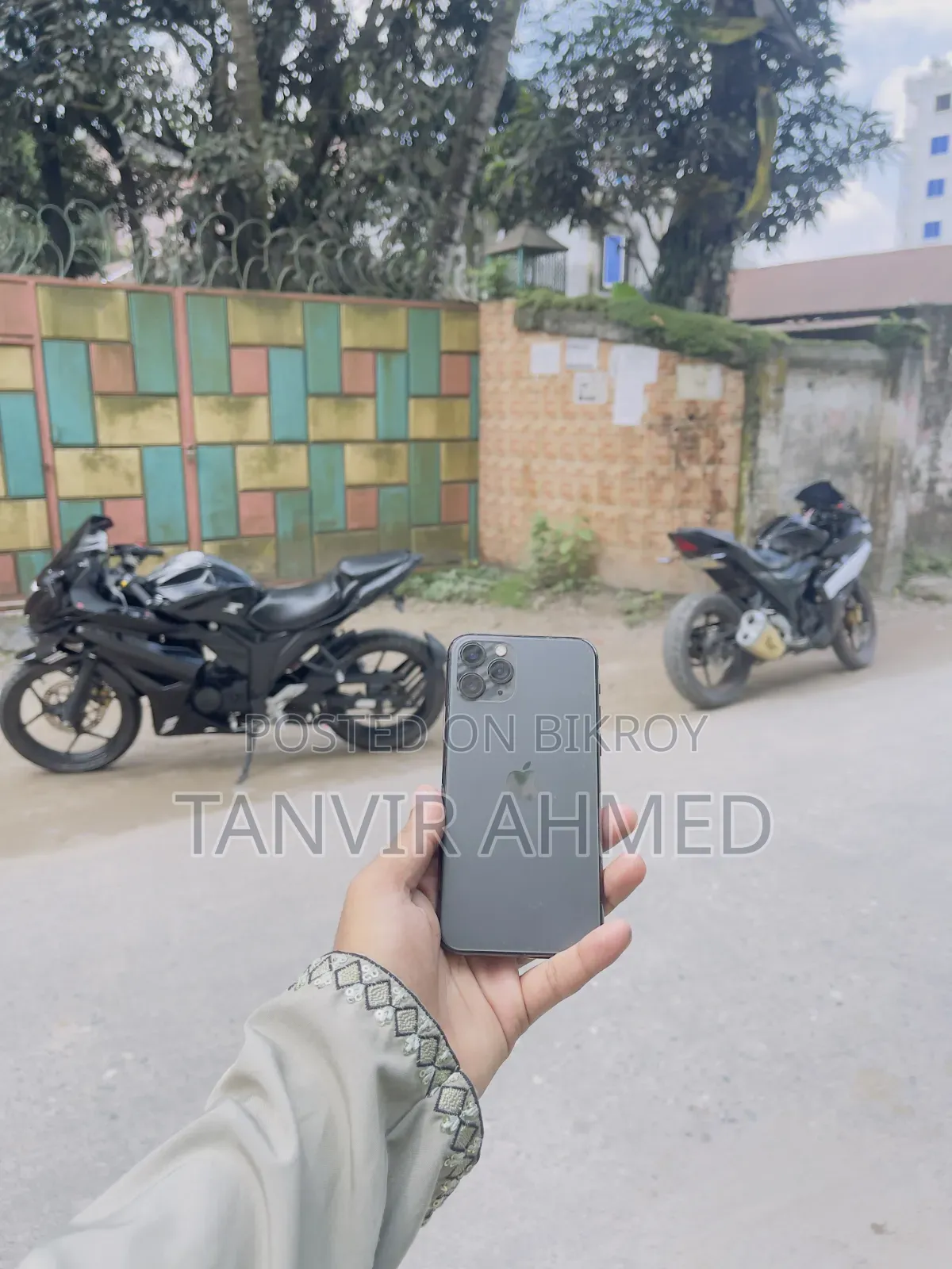 অ্যাপল আইফোন ১১ প্রো ২৫৬ জিবি কালো