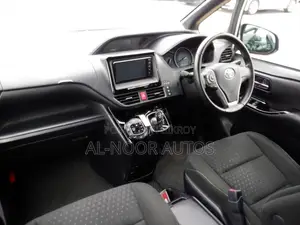 Toyota Voxy 2021 White