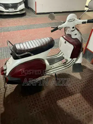 Bajaj Chetak 1988 White