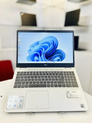 Laptop Dell Inspiron 15 8GB Intel Core I5 SSD 256GB