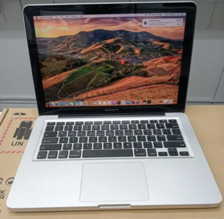 Laptop Apple MacBook 4GB Intel Core I5 HDD 500GB