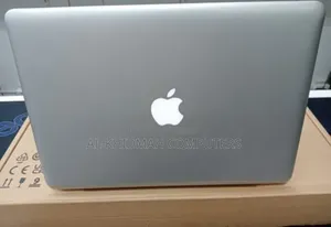 Laptop Apple MacBook 4GB Intel Core I5 HDD 500GB