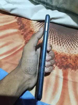 ওয়ালটন প্রিমো আর৮ ৬৪ জিবি পার্পল