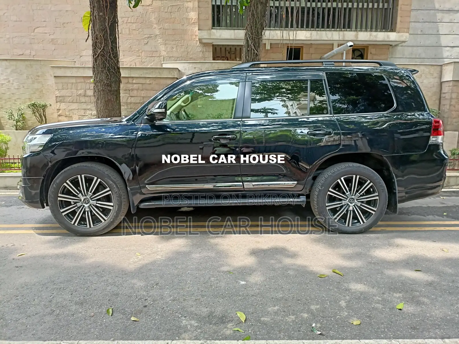 Toyota Land Cruiser 4.5 V8 VXR 2016 Black