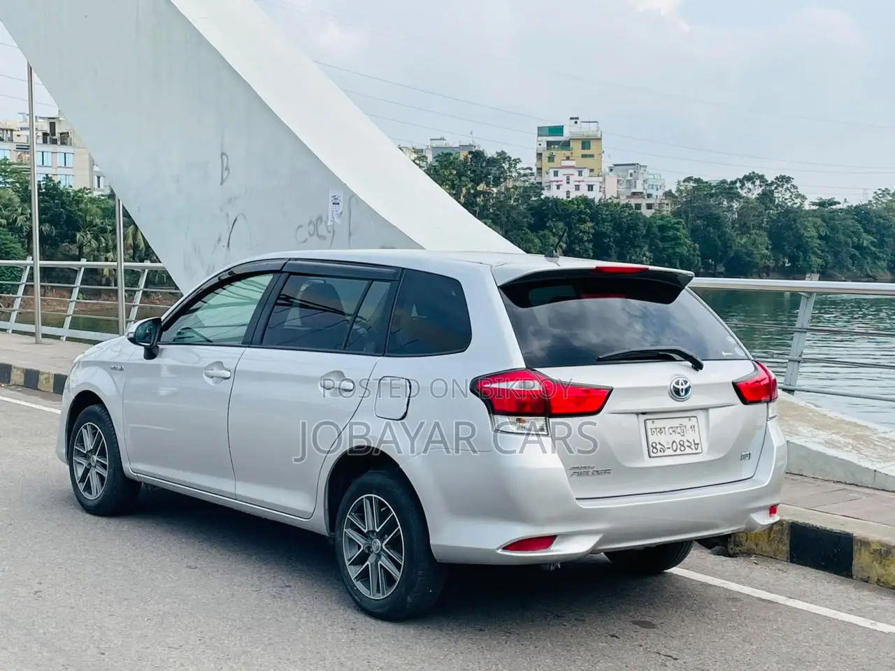 New Toyota Axio 2017 Silver