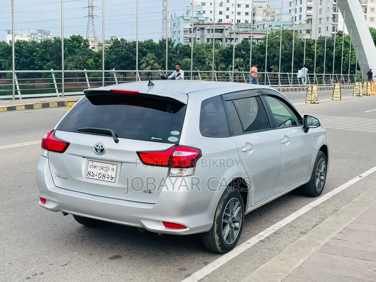 New Toyota Axio 2017 Silver