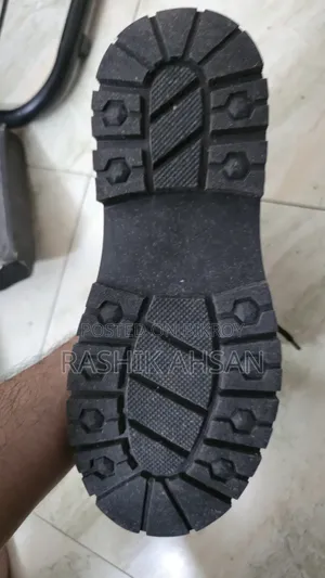 শীতের জুতো