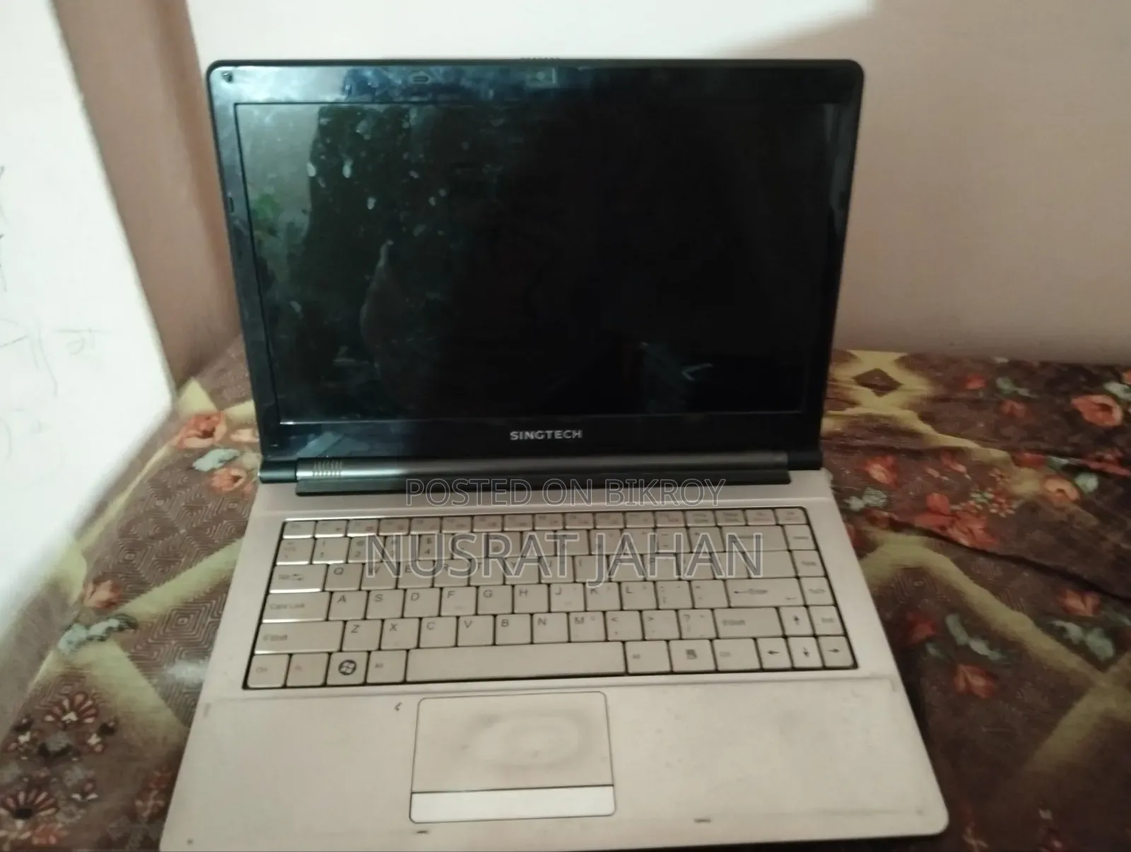 Laptop 6gb SSD 128gb