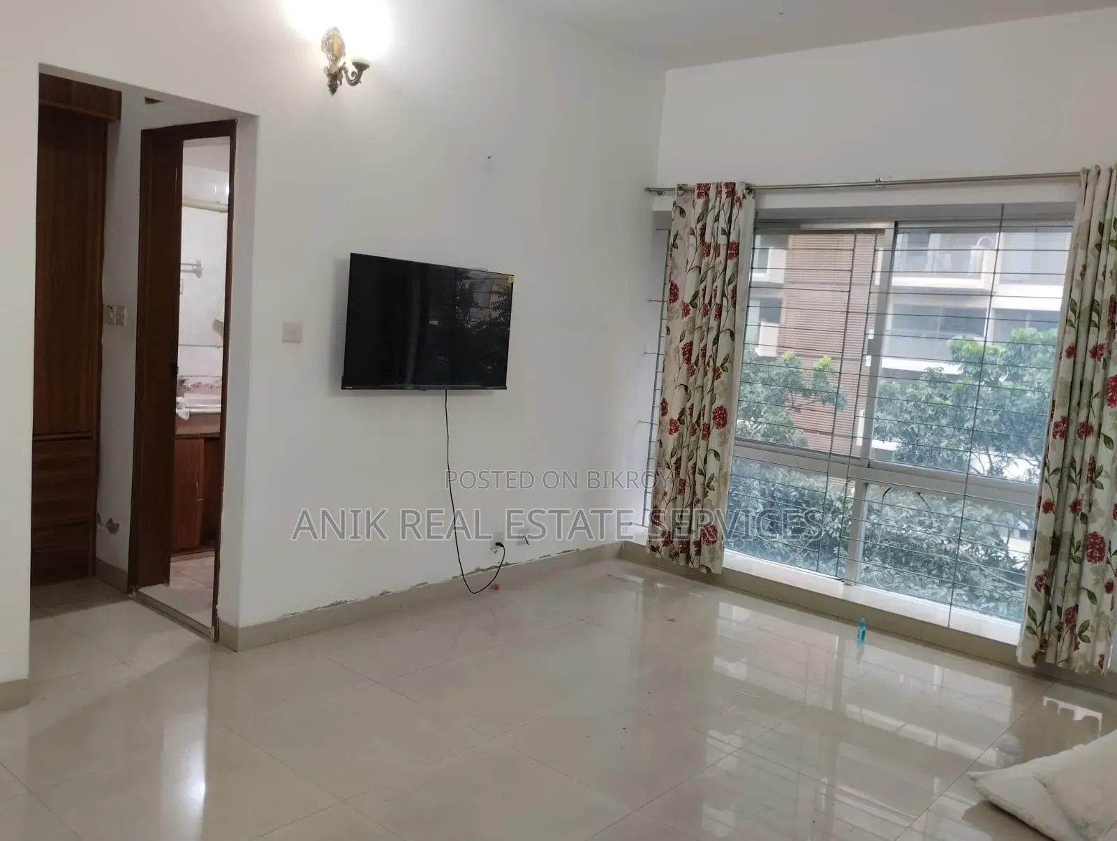 গুলশানের অনিক রিয়েল এস্টেটে ভাড়ার জন্য ফার্নিশড ৩ বেডরুমের অ্যাপার্টমেন্ট