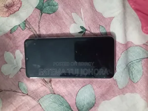 ভিভো ওয়াই১৬ ১২৮ জিবি সাদা