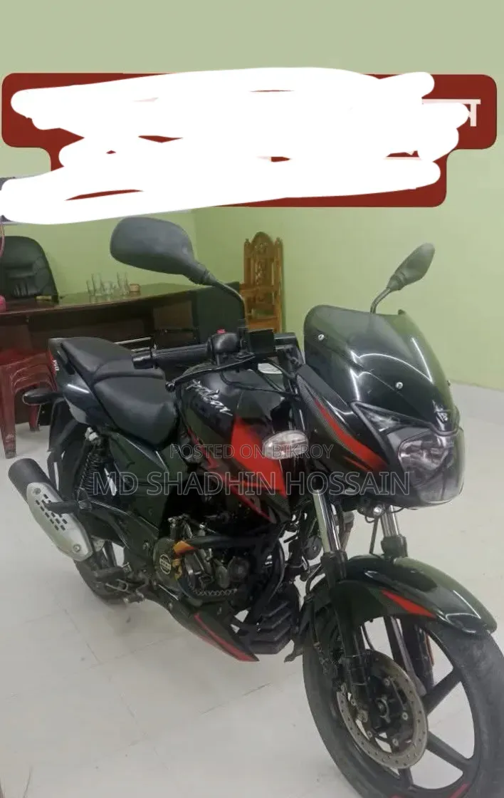 New Bajaj Pulsar 150 2020 Black