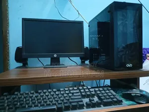 Desktop Computer MSI Model 8GB AMD Ryzen 5 SSD 256GB