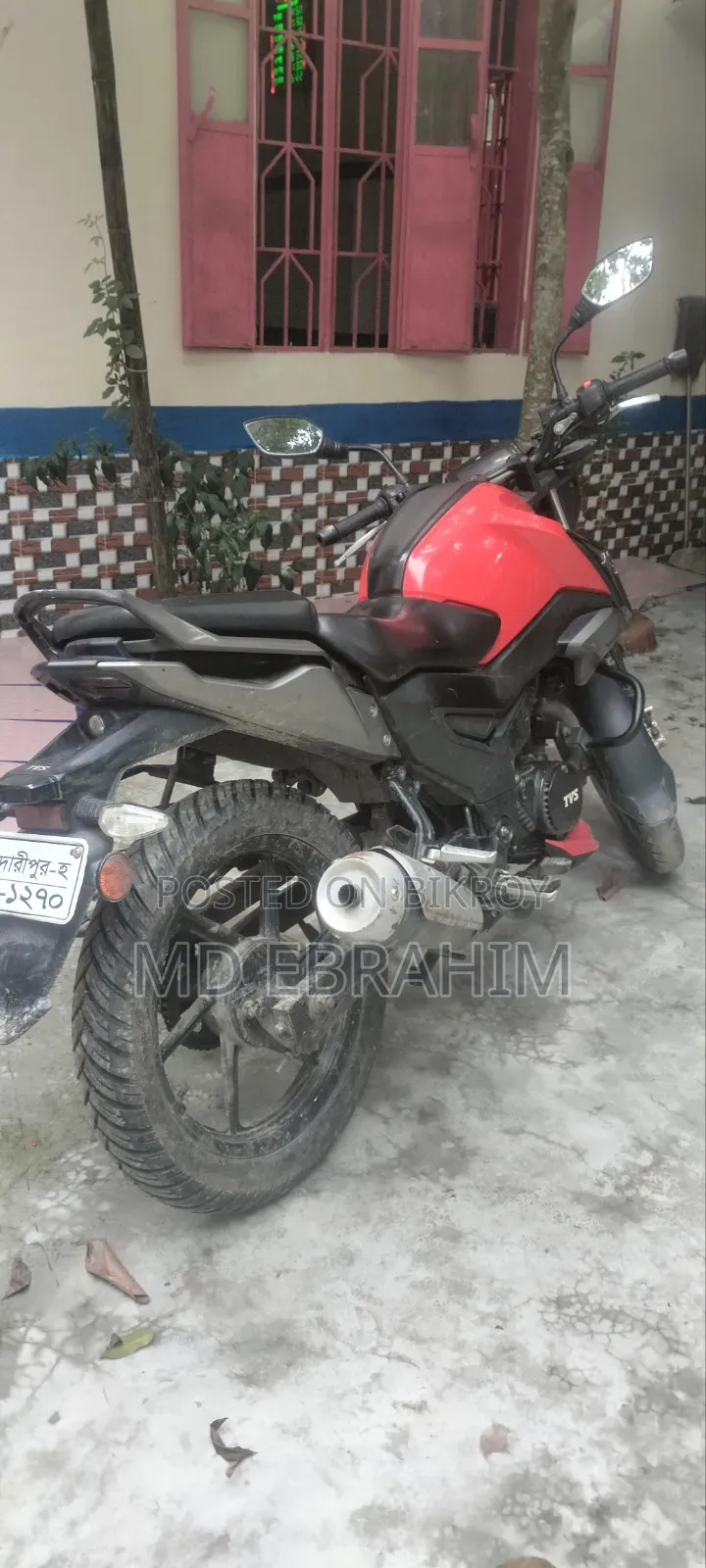 TVS Raider 125 2023 Red