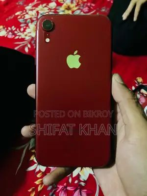 Apple iPhone XR 64 GB Red