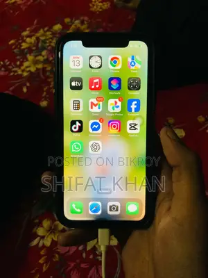 Apple iPhone XR 64 GB Red