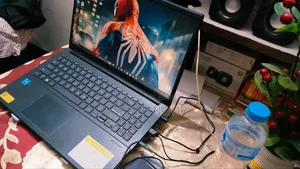 Laptop ASUS VivoBook X540SA 8GB Intel Core i3 SSD 500GB