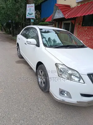 Toyota Corolla 2011 Pearl