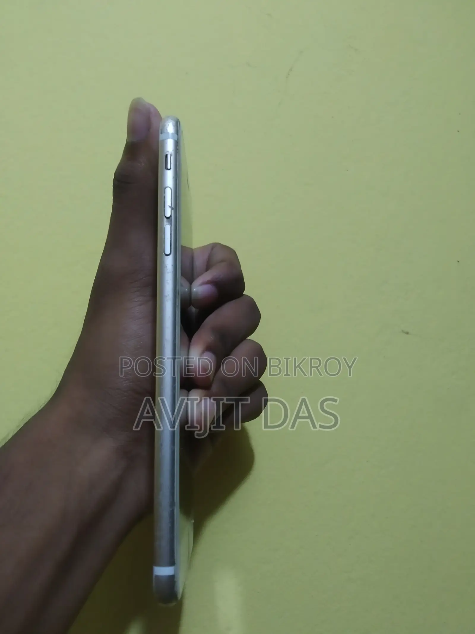 অ্যাপল আইফোন ৬এস প্লাস ৬৪ জিবি গোল্ড
