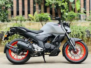 Yamaha FZ 2025 White