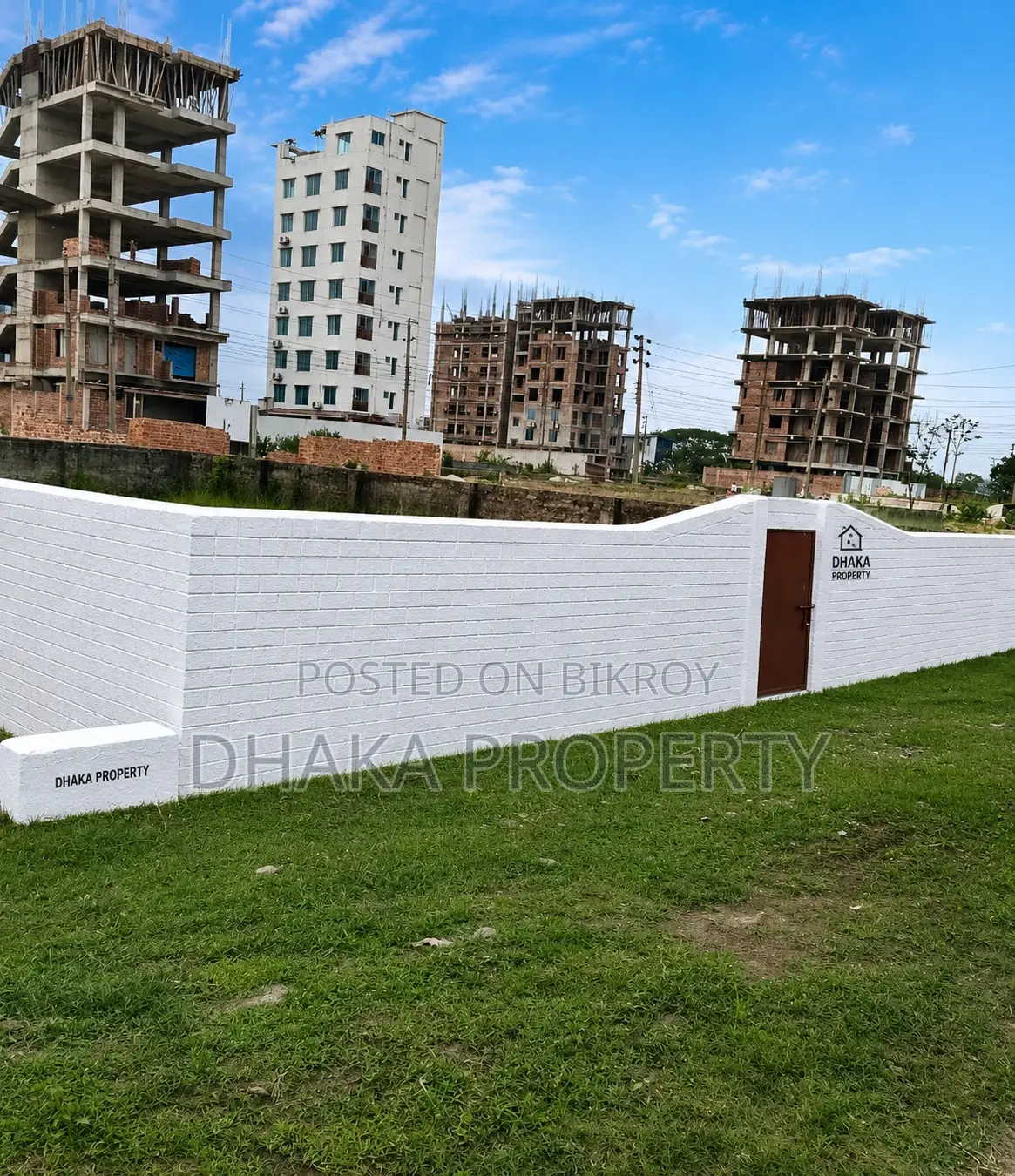 সেক্টর-১৭/এফ-এ ৬০ ফুট রাস্তা সংলগ্ন ৩ কাঠার পার্ক ভিউ পূর্বমুখী প্লট