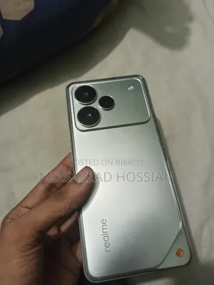Realme P4 Pro 128 GB Silver
