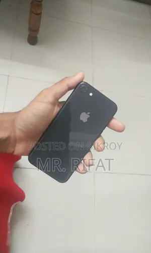 Apple iPhone 8 64 GB Black