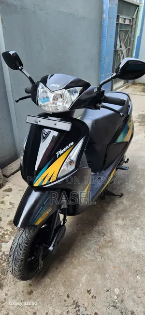 Hero Pleasure 2020 Black