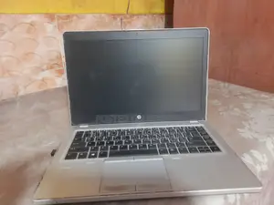 Laptop HP 14-Dq1088wm 4GB Intel Core I5 SSD 1T