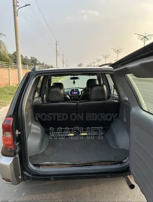 Toyota RAV4 Automatic 2003 Black