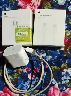 Apple 20W USB-C Power Adapter + Apple USB-C to Lightning Cable (1m)