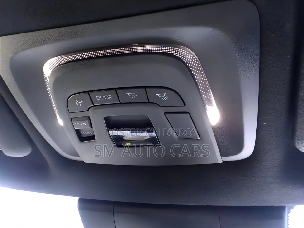 Toyota Corolla Cross 2024 Pearl