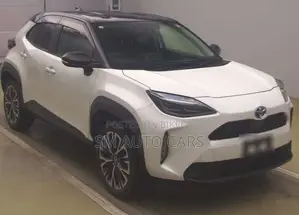 Toyota Yaris Cross 1.5 Hybrid FWD 2021 Pearl
