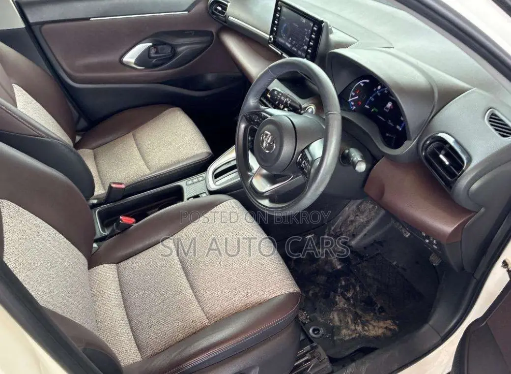 Toyota Yaris Cross 1.5 Hybrid FWD 2021 Pearl
