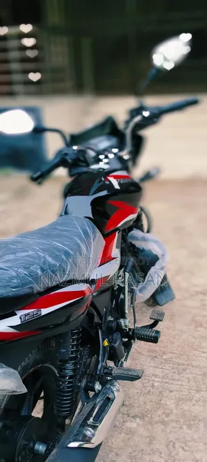 Bajaj Discover 125 2026 Black