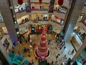 Some staff needed at Rongdhanu Fashion